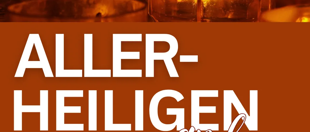 Ein Plakat für das Allerheiligen-Event mit mehreren brennenden Kerzen und dem Datum 31. Oktober 2026.