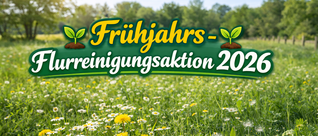 Ein Feld mit verschiedenen Wildblumen und grünen Pflanzen. Ein Banner darüber lautet 'Fruhjahrs-Durreinigungsaktion 2026'. Bäume und ein blauer Himmel mit Vögeln im Hintergrund.