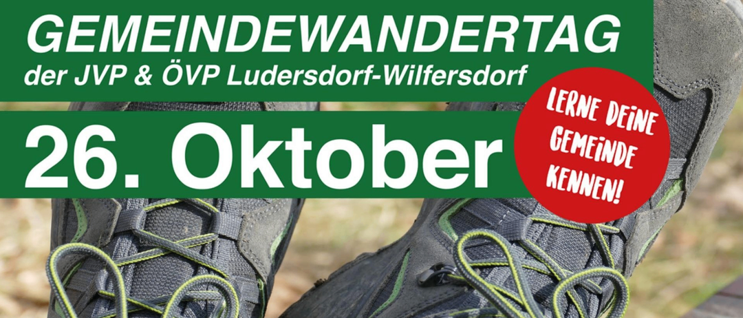 Eine Wanderveranstaltung im Freien wird für Oktober beworben. Das Bild zeigt Wanderschuhe und einen grünen Banner mit deutschem Text.