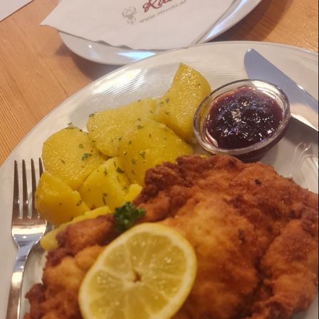 Bild enthält, Food, Food Presentation, Plate, Cutlery, Fork