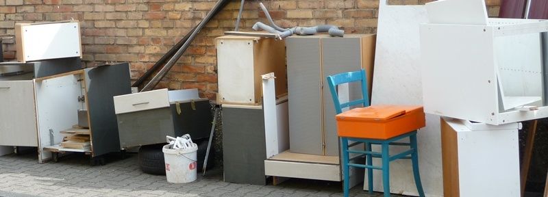 Bild enthält, Chair, Furniture, Machine, Wheel, Device, Appliance, Electrical Device