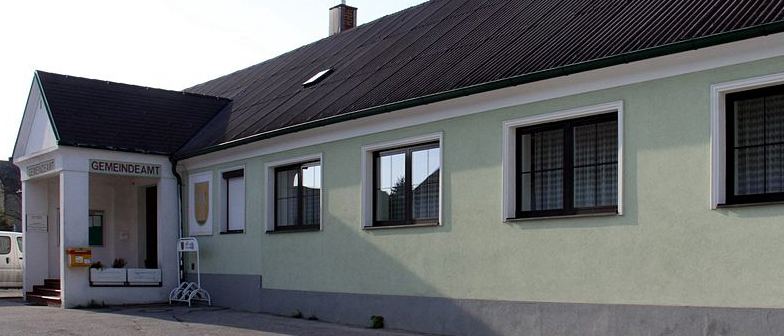 Bild enthält, Housing, City, House, Window, Car