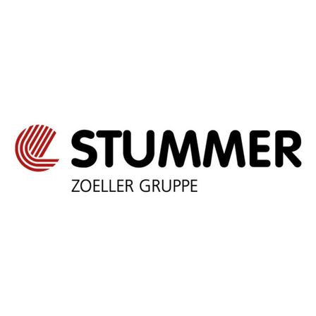 Das Logo von Stummer Zoeler Gruppe wird auf weißem Hintergrund angezeigt. Das Wort Stummer ist in schwarzen, fetten Großbuchstaben. Darunter steht Zoeler Gruppe in schwarzen, kleineren Buchstaben.