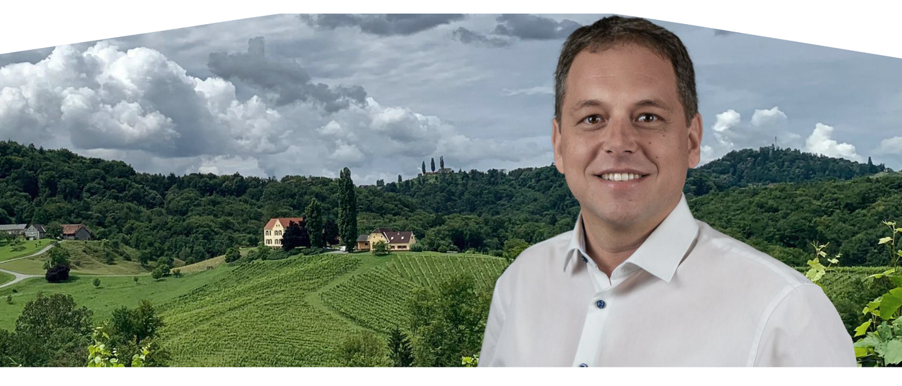 Bild enthält, Nature, Outdoors, Countryside, Sky, Scenery, Adult, Male, Man, Person, Rural