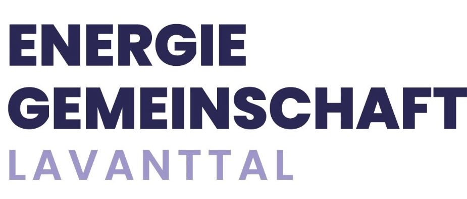 Auf einem weißen Hintergrund ist der Text 'NERGIE GEMEINSCHAFT AVANTTAL' in blauen und lila Schriften zu sehen. 'NERGIE' ist in einem dunkleren Blau oben geschrieben, 'GEMEINSCHAFT' in einem helleren Blau darunter. 'AVANTTAL' ist in einem helleren Lila unten geschrieben.