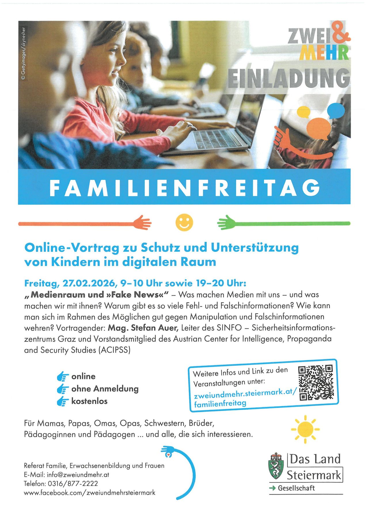 Einladung zu einem Familienfreitag mit Online-Vortrag über Schutz und Unterstützung von Kindern im digitalen Raum. Referent ist Mag. Stefan Auer. Details zur Veranstaltung und QR-Code für die Anmeldung sind vorhanden.