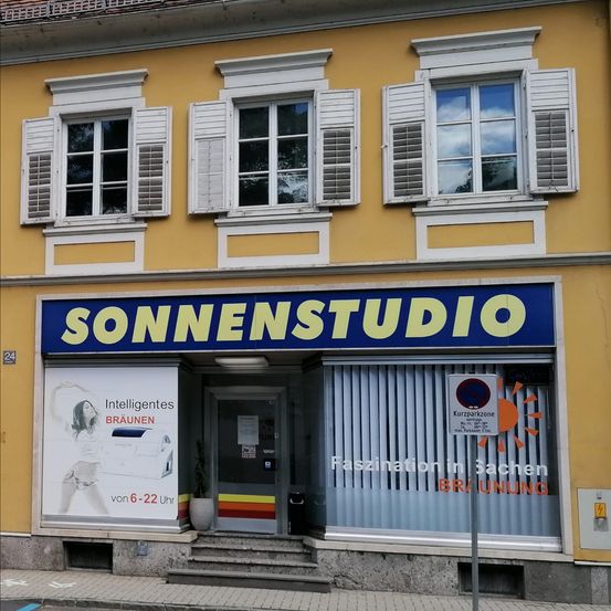 Bild enthält, Window