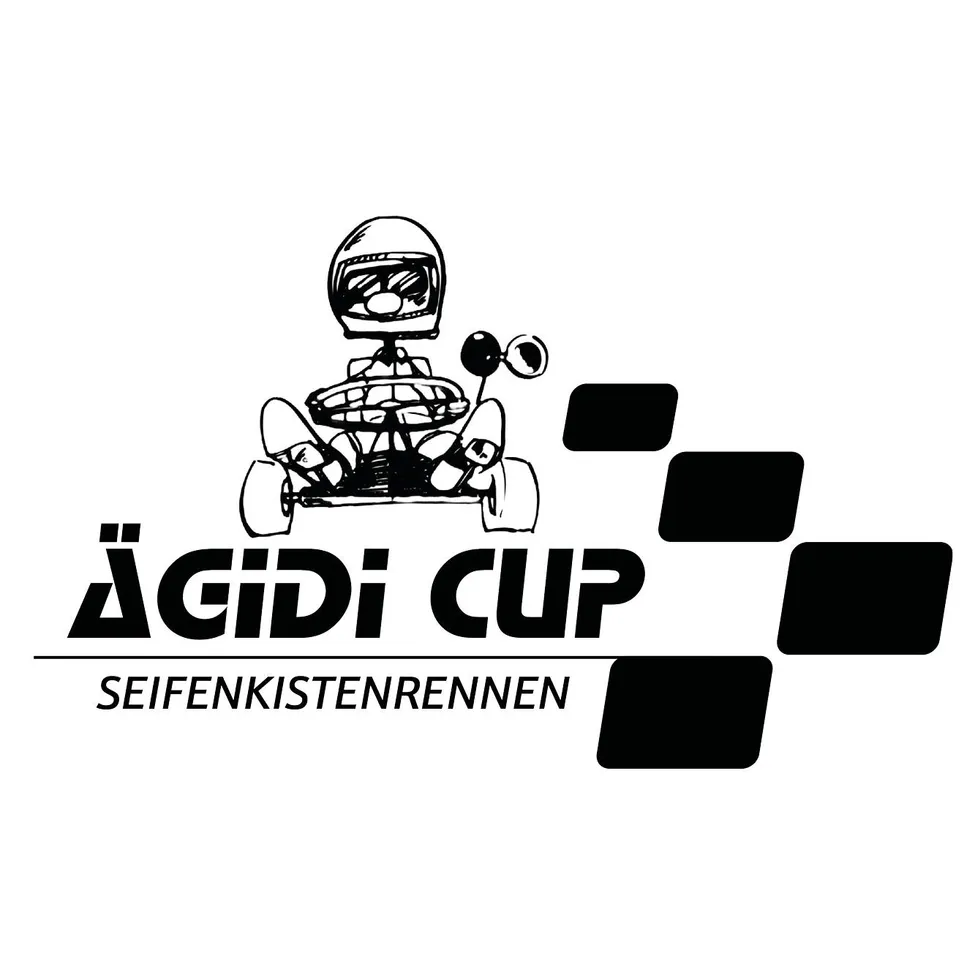 Das Schwarz-Weiß-Bild zeigt ein Logo für AgiDi Cup. Das Logo enthält ein Cartoon-Stil-Bild einer Person, die einen Go-Kart fährt. Der Text 'AGiDi CUP' ist in einer stilisierten Schrift über dem Bild geschrieben. Unten im Bild sind die Worte 'Seifenkistenrennen' in einer kleineren Schrift geschrieben.