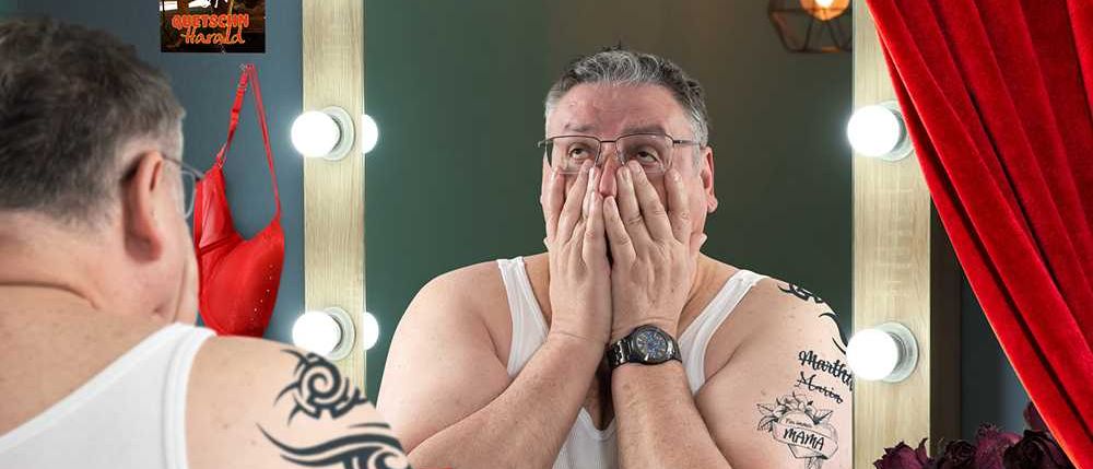 Bild enthält, Person, Skin, Tattoo, Adult, Male, Man, Advertisement, Head, Rose, Face