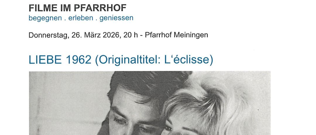 Italienisch-französisches Filmdrama von Regisseur Michelangelo Antonioni aus dem Jahr 1962, mit Alain Delon, Monica Vitti u.a. Die junge Vittoria verlässt ihren Freund Riccardo nach einer langen Nacht im Streit und mit der Sehnsucht nach wahrer Liebe. Kurz darauf lernt sie den attraktiven, aber völlig emotionslosen Börsenmakler Piero kennen. Sind die beiden fähig, das Wagnis der Liebe einzugehen?