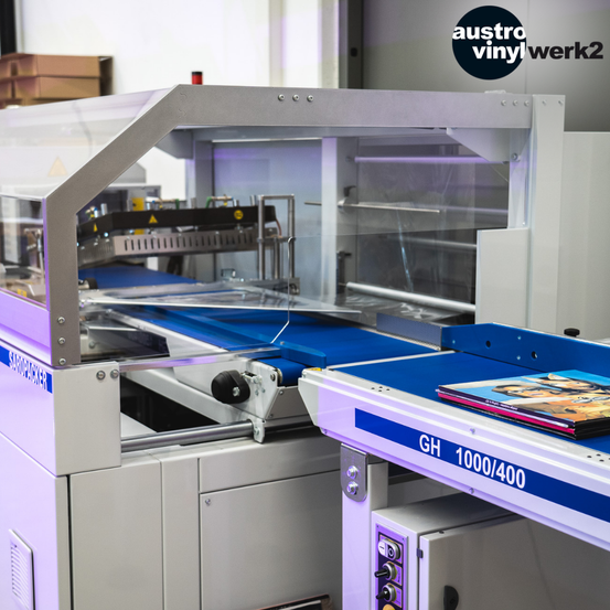 Bild enthält, Architecture, Building, Factory, Manufacturing, Machine, Computer Hardware, Electronics, Hardware