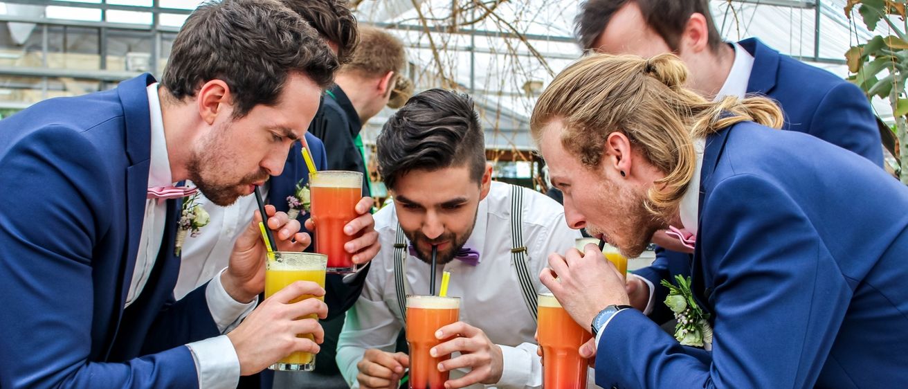 Bild enthält, Adult, Male, Man, Person, Head, Face, Fun, Party, Disposable Cup, Beer