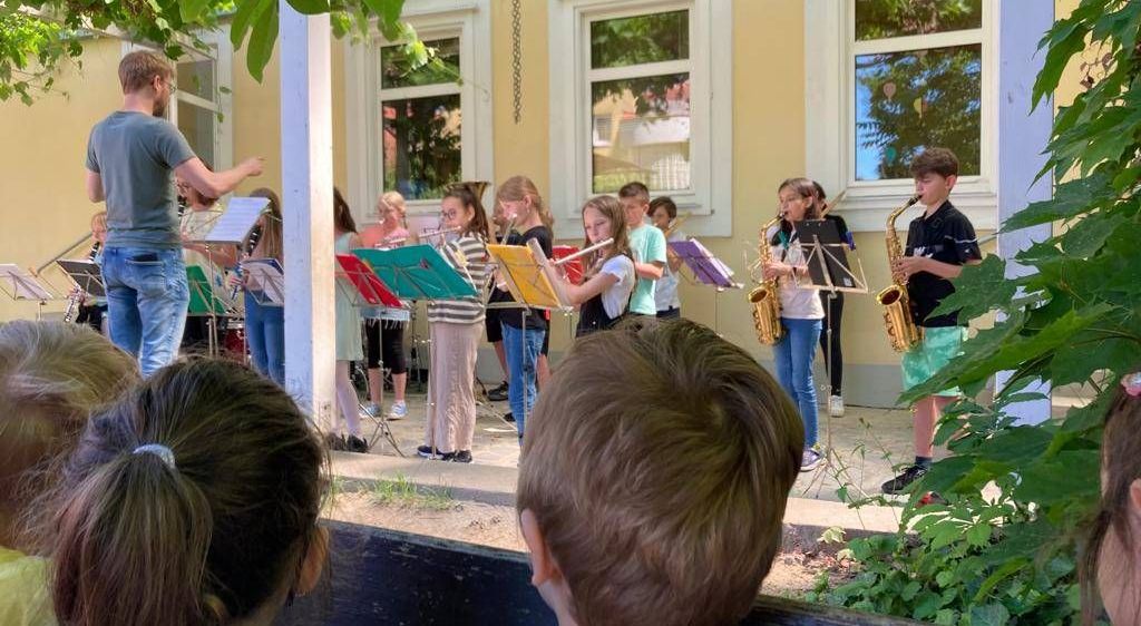 v1_migrated_image_33169645