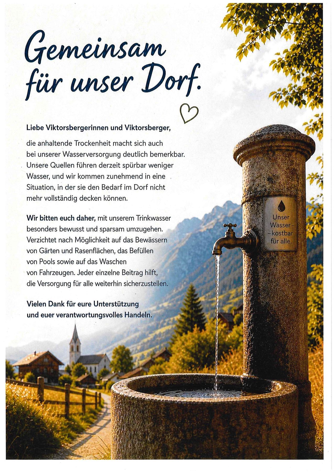 Ein Bild eines Brunnens mit einem Schild, das 'Unser Wasser - kostenlos für alle' besagt. Der Hintergrund zeigt ein ländliches Dorf mit einer Kirche und Bergen. Eine Nachricht auf Deutsch ermutigt zur Wassereinsparung.