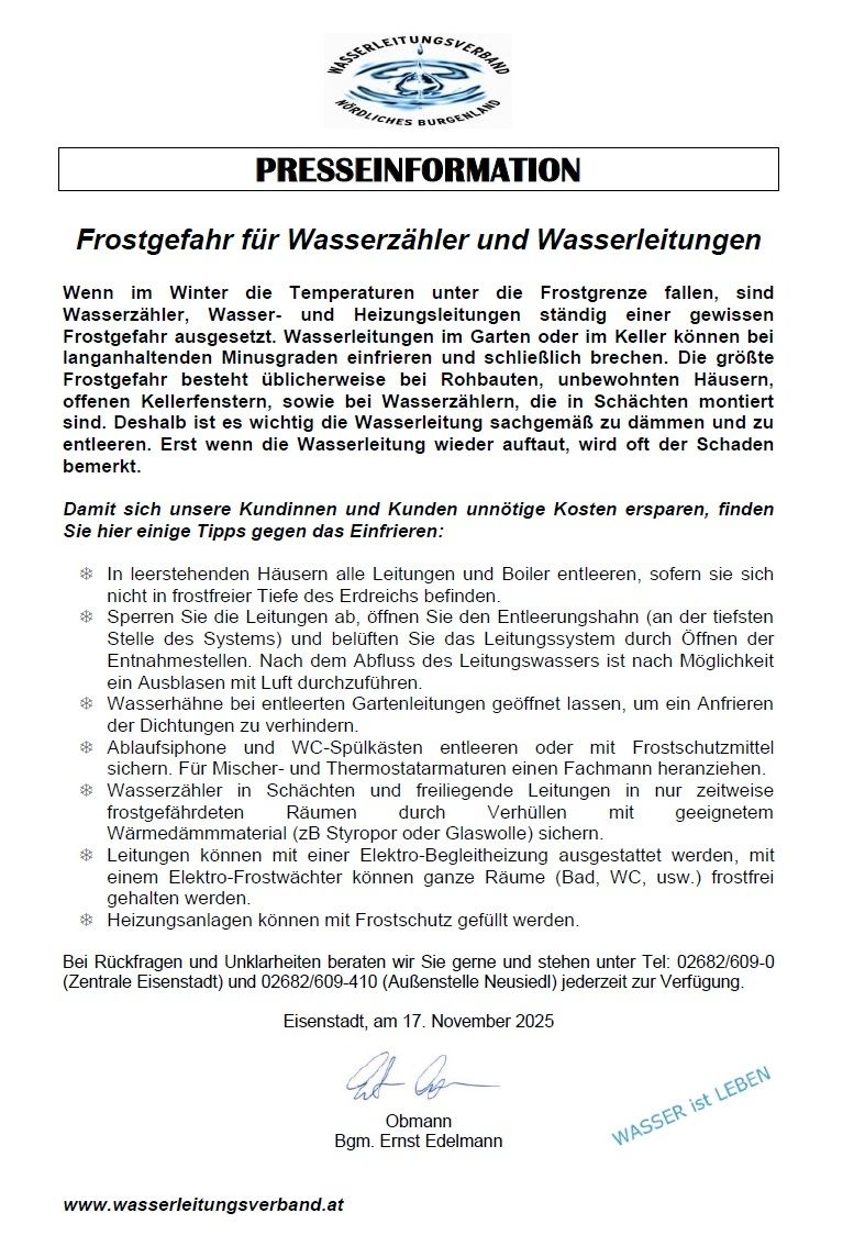 Das Dokument mit dem Titel 'Frostgefahr fur Wasserzähler und Wasserleitungen' behandelt die Risiken von Frost für Wasserzähler und Wasserleitungen im Winter. Es betont die Bedeutung von Wartungs- und Schutzmaßnahmen zur Vermeidung von Schäden. Tipps umfassen das Entleeren von Rohren, die Verwendung von Wärmequellen und das Abdecken exponierter Leitungen. Kontaktinformationen werden für weitere Anfragen bereitgestellt.