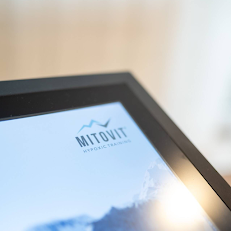 Bild enthält, Computer, Electronics, Tablet Computer, Surface Computer, Computer Hardware, Hardware, Monitor, Screen