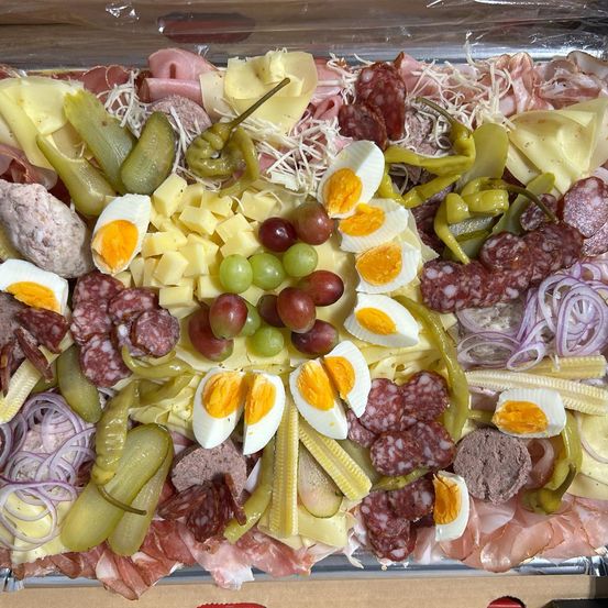 Bild enthält, Food, Food Presentation, Brunch, Meat, Pork, Meal