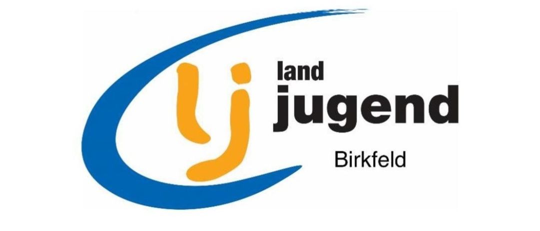 Das Logo für Land Jugend Birkfeld, mit einem stilisierten 'J' und den Worten 'Land Jugend', darunter steht 'Birkfeld'.