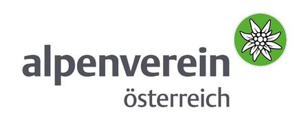 Das Logo des Alpenverein Osterreich zeigt eine weiße Blume in einem grünen Kreis auf weißem Hintergrund.
