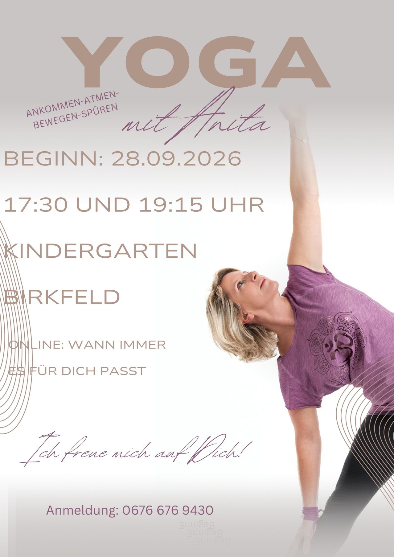 Plakat für Yoga-Kurse mit Anita, Beginn am 28.09.2026 um 17:30 und 19:15, im Kindergarten Birkfeld. Online-Sitzungen verfügbar, wann immer es passt.