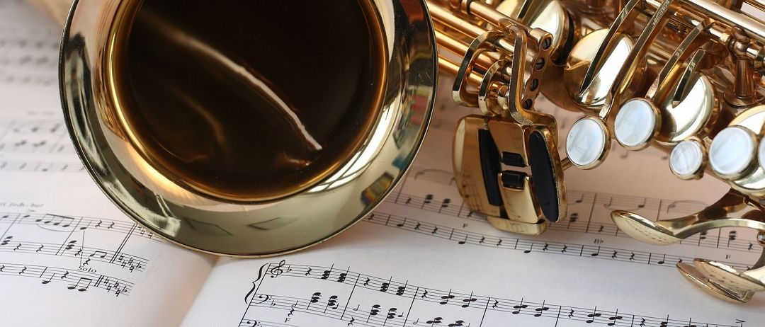 saxophone-546303_1920