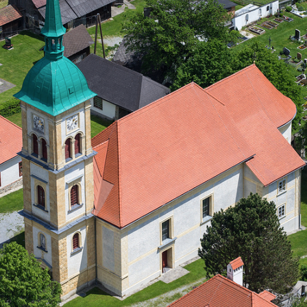 Bild enthält, Architecture, Building, House, Housing, Roof, Outdoors, Spire, Tower