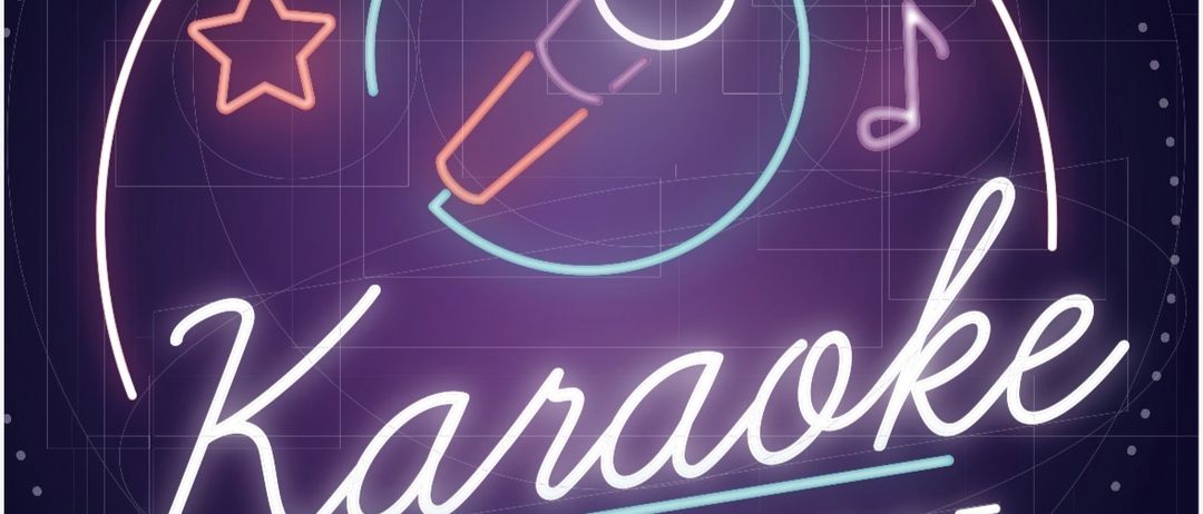 Ein Neonschild, das ein Karaoke-Event in Niklasdorf ankündigt, mit einem Mikrofon, musikalischen Noten und Sternen auf dunklem Hintergrund.