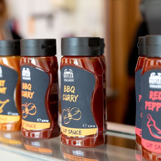 Bild enthält, Food, Ketchup, Face, Head, Person, Cup