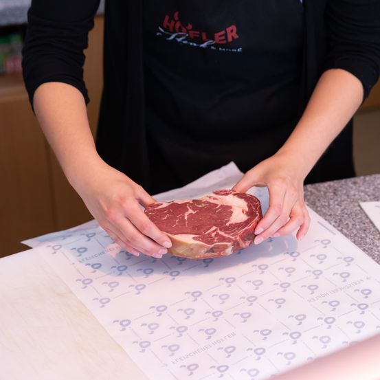 Bild enthält, Food, Meat, Pork, Person, Beef