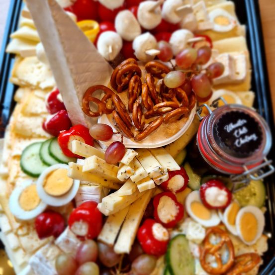 Bild enthält, Dish, Food, Meal, Platter, Brunch, Food Presentation, Egg