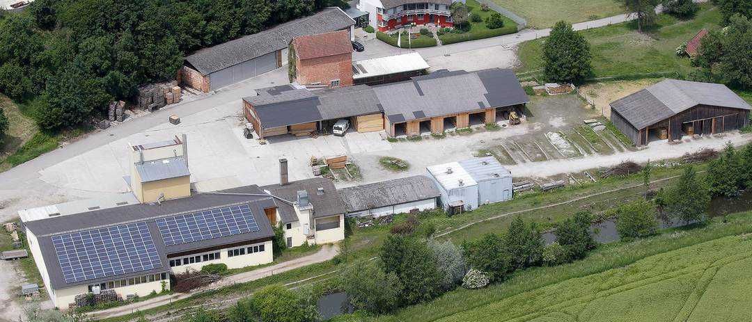 Bild enthält, Outdoors, Architecture, Building, Aerial View, Housing, Electrical Device