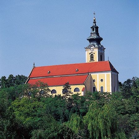 Bild enthält, Architecture, Building, Clock Tower, Tower, Bell Tower, Spire, Monastery