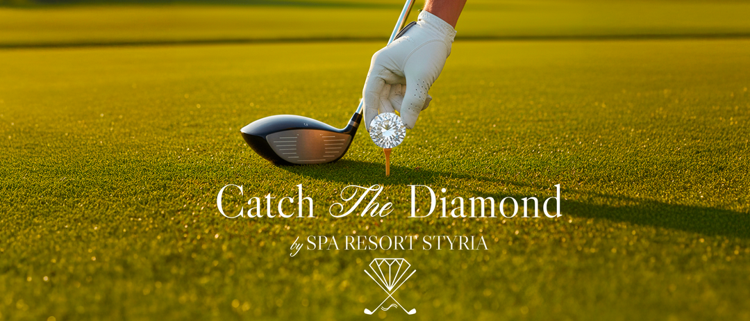 Ein Golfer platziert einen Diamanten auf einem Tee auf einem Golfplatz. Der Text lautet: 'Catch The Diamond von SPA RESORT STYRIA.'