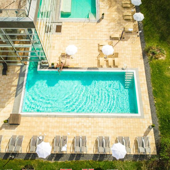 Aussenpool_Models_Vogelperspektivec_KarlSchrotterGleisdorf