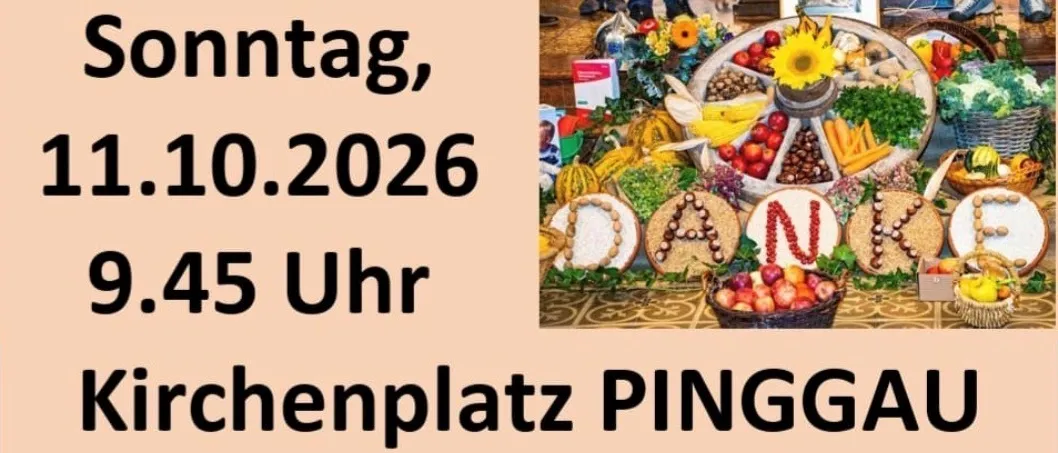 Plakat für ein Erntedankfest-Event, mit einem gelben Banner mit blauem Text 'Komm zur DANKSTELLE', einem Foto eines Erntetischs mit verschiedenen Obst- und Gemüsesorten und Angaben zum Datum, zur Zeit und zum Ort der Veranstaltung.