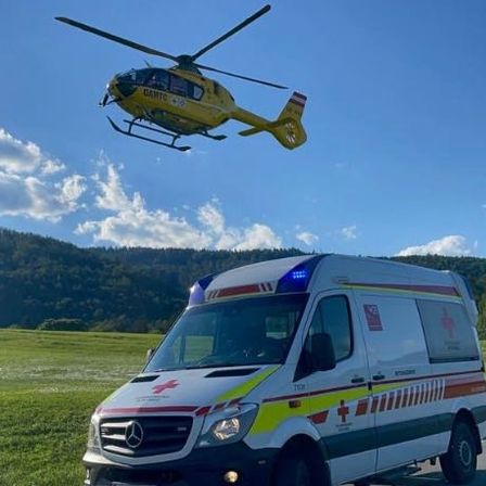 C433B672-B1F4-4D0C-A17D-80F3744517C6