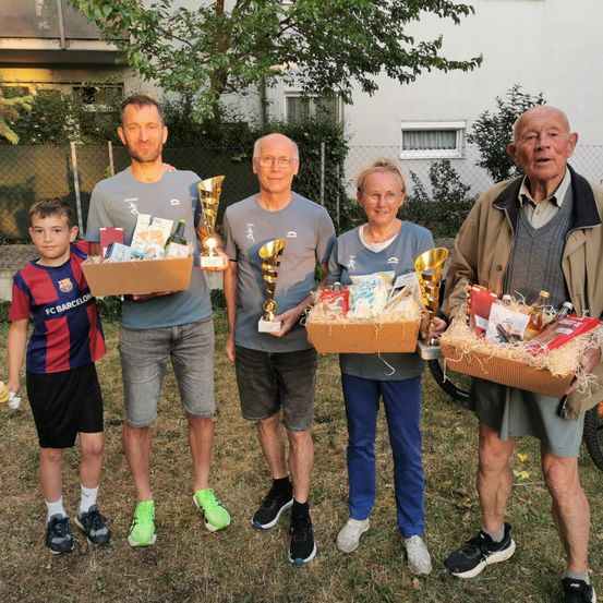 Deutsch-Wagram Erdbeeren und Geschenkkörbe gewonnen!