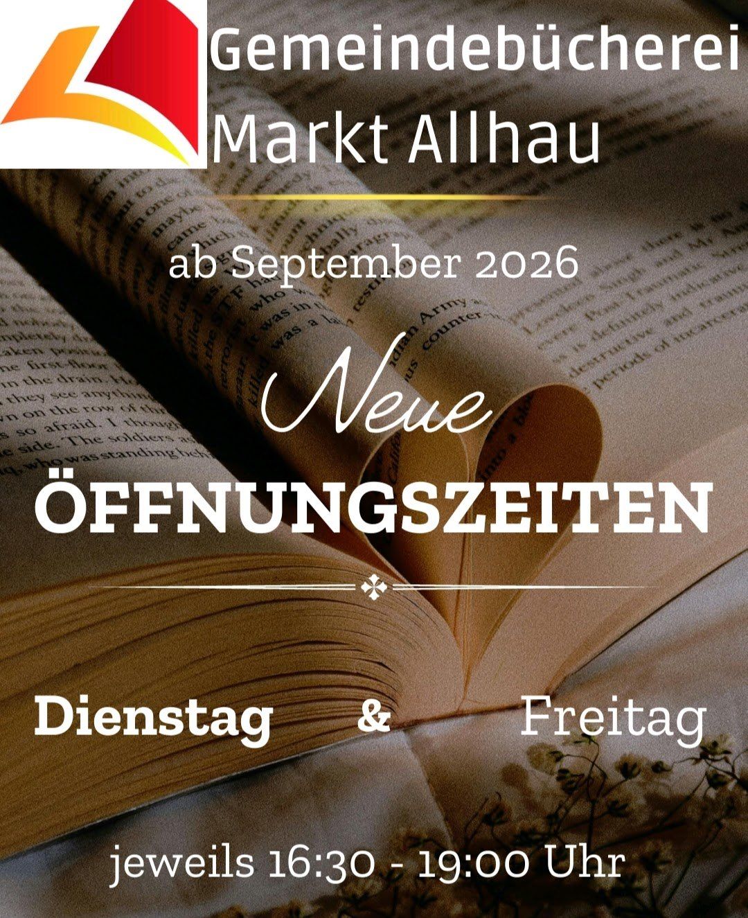 Ein offenes Buch mit dem Text 'Markt Allhau ab September 2026 Neue Offnungszeiten Dienstag & Freitag'. Das Buch liegt auf einem Tisch mit einer Blume im Vordergrund. Das Bild hat einen unscharfen Effekt.