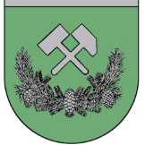 Ein grüner Schild mit silbernem Rand zeigt oben gekreuzte Hämmer und unten Tannenzapfen.