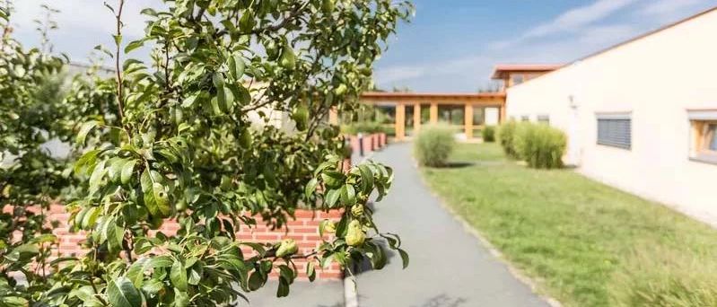 Bild enthält, Building, Housing, House, Villa, Outdoors, Driveway, Aerial View, Hotel, Resort, Pear