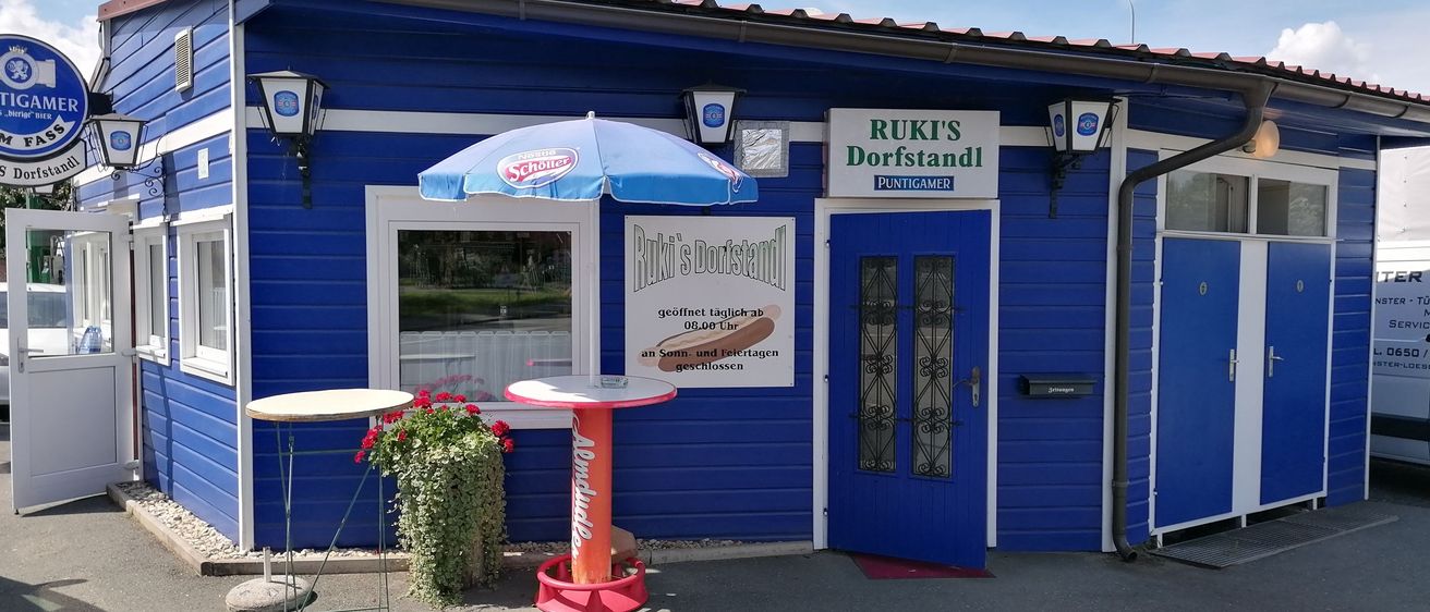 Bild enthält, Kiosk, Architecture, Building, Door, Outdoors, Shelter, Indoors, Restaurant, Plant, Car