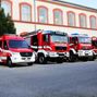 Bild enthält, Transportation, Vehicle, Truck, Moving Van, Van, Fire Truck, Fire Station