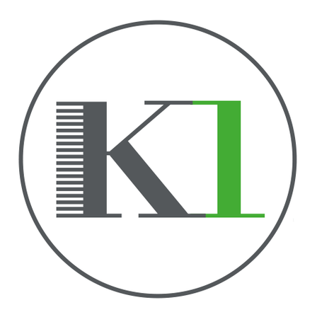 Bild enthält, Clothing, Hardhat, Helmet, Text