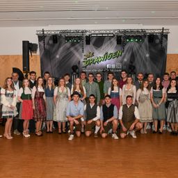 Floor, Flooring, People, Person, Wood, Hardwood, Shoe, Classroom, Groupshot, Shorts