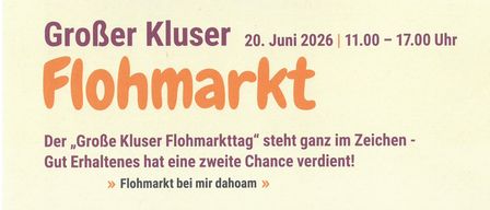 Ein Plakat für den "Großer Kluser Flohmarkt" am 20. Juni 2026 von 11:00 bis 17:00 Uhr. Es zeigt einen Stuhl, eine Gitarre und Kleidung an Kleiderbügeln.