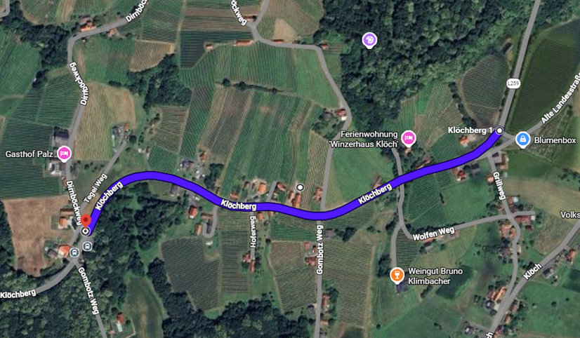 Eine Karte zeigt eine Route von Dirmbockweg nach Klochberg, vorbei an Feldern und Weinbergen. Ein Weingut namens Winterhaus Kloch liegt entlang der Route.