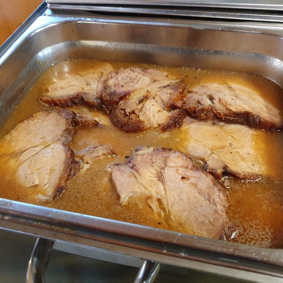 Bild enthält, Food, Meal, Meat, Mutton, Cooking, Bread