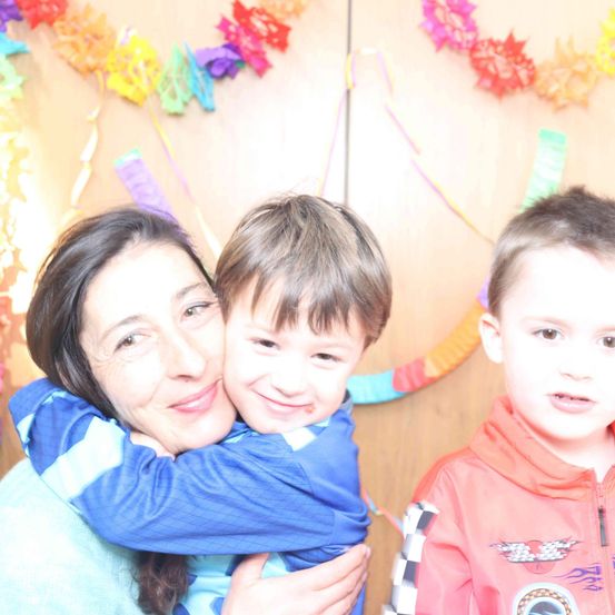 Bild enthält, People, Person, Face, Head, Photography, Portrait, Adult, Female, Woman, Hat