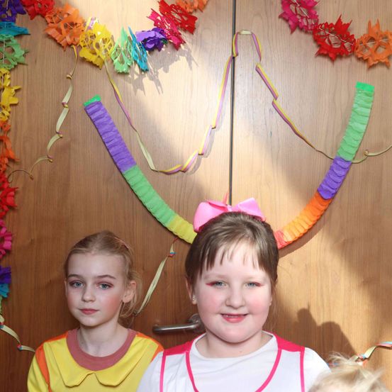 Bild enthält, Face, Head, Person, Photography, Portrait, People, Child, Female, Girl, Hat