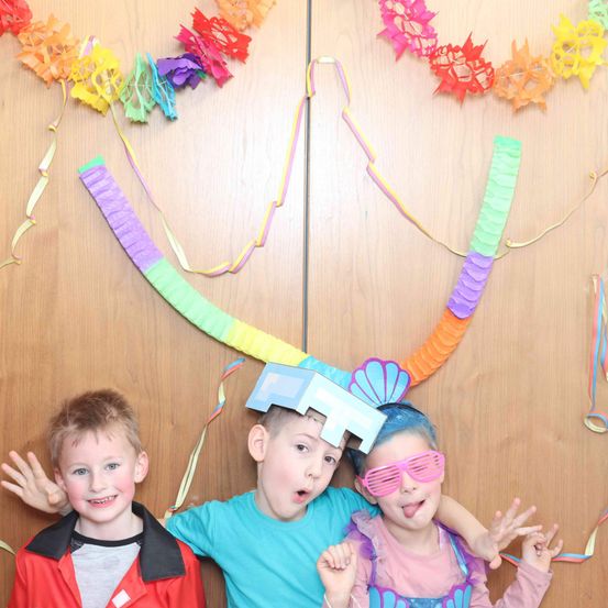 Bild enthält, People, Person, Hat, Photography, Portrait, Cap, Baby, Boy, Child, Male